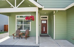 6625 LARISSA LN, Gladstone, OR 97027
