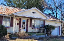 16 W G STREET, BRUNSWICK, MD 21716