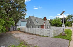 607 WELLHAM AVENUE, GLEN BURNIE, MD 21061