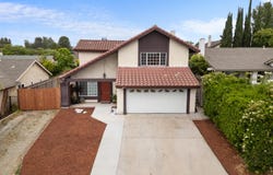 803 Green Valley Drive, VENTURA, CA 91320