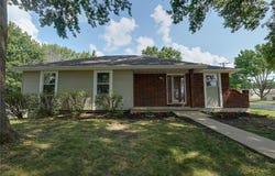 501 W McDowell Avenue, Odessa, MO 64076