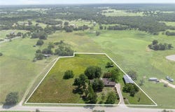 2255 Old Colony Line RD, Lockhart, TX 78644
