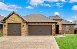 711 Meadow Lane, Cache, OK