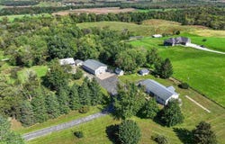 2826 W Avenue, Parnell, IA 52325