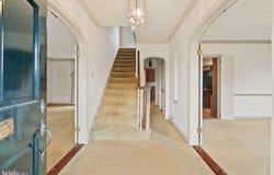 3246 N ABINGDON STREET, ARLINGTON, VA 22207