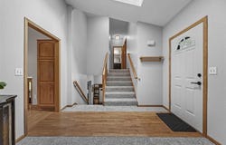 4000 Richland Dr NW, CedarRapids, IA 52405