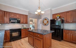 144 Kennewyck Circle, Guilderland, NY 12159