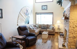 64 Windjammer Court, Lake Ozark, MO 65049