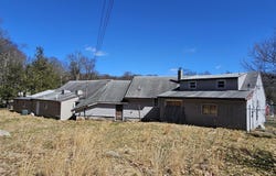 1173 PA-390, Greentown, PA 18426