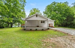 1179 Chatham Road, Buford, GA 30518