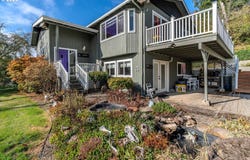 915 SE POUNDER Rd, Corbett, OR 97019