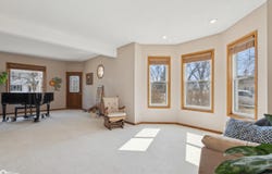 513 E Poplar Street, Roland, IA 50236