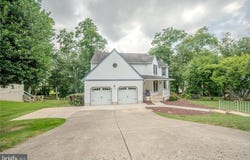19 E MILL STATION DR, NEWARK, DE 19711