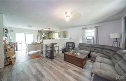 305 W Pecan Street, Conway, MO 65632