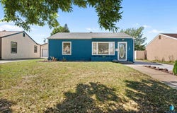 709 S Garfield Ave, Sioux Falls, SD 57104