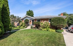 8315 Parkside Avenue, Morton Grove, IL 60053