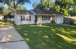 7530 Pawnee Street, Prairie Village, KS 66208