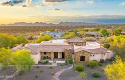 6551 E FLAT IRON Loop, Gold Canyon, AZ 85118
