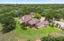 300 Summit Ridge Road, Burnet, TX 78611