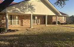 105 landon Lane, Llano, TX 78643