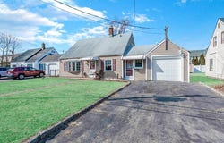 268 Fairfield Avenue, Carle Place, NY 11514