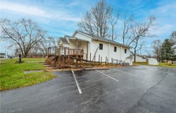 1187 Deforest Road SE, Warren, OH 44484