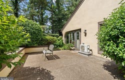 6 STEEPLECHASE LANE, BLUE BELL, PA 19422