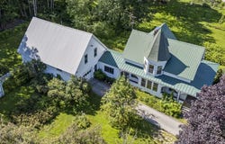 85 S High Street, Bridgton, ME 04009