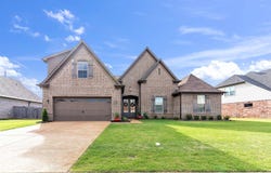 110 COLE CREEK, Oakland, TN 38060