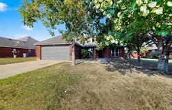 425 Windmill Drive, Lavon, TX 75166