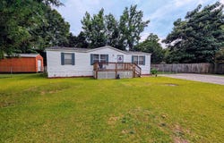 131 Remington Road, Rocky Point, NC 28457