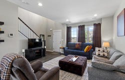 951 E 117th Place, Crown Point, IN 46307