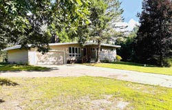 5121 Crosby Road, Cadillac, MI 49601