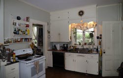 27 Westminster Terrace, Rockingham, VT 05101