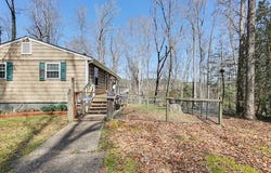 9937 Bacons Lane, Gloucester, VA 23061