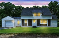 5 Woodland Dr, Oxford, MA 01540