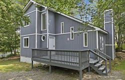 9318 Fairmount Way, Coolbaugh Twp, PA 18466
