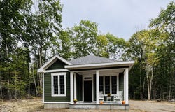 25 Stacy's Way, Winterport, ME 04496