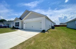 1426 N Wilshire Court, Kinston, NC 28504
