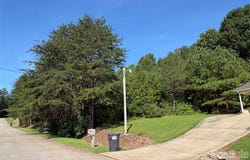 127 S Yadkin River Road, Statesville, NC 28625