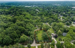 11 Beechwood Drive, Aurora, NY 14052