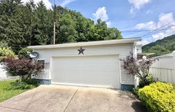57 BURKHAM COURT, Wheeling, WV 26003