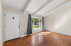 5718 W 75th Terrace, Prairie Village, KS 66208