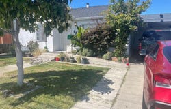 559 S Veach Avenue, Manteca, CA 95337