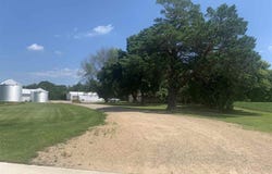 51671 Lor Ray Drive, North Mankato, MN 56003