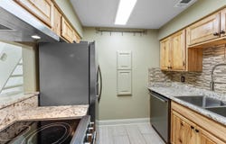 402 Lee Dr, Baton Rouge, LA 70808