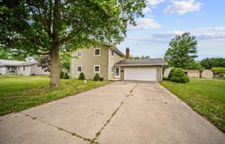 1534 Meadow Lane, Warsaw, IN 46580