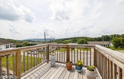 1309 Elm Village Court, Dandridge, TN 37725
