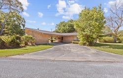 210 N Church Avenue, Kaplan, LA 70548