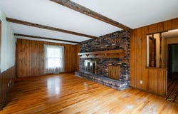821 Buckingham Cir, Hartland, WI 53029
